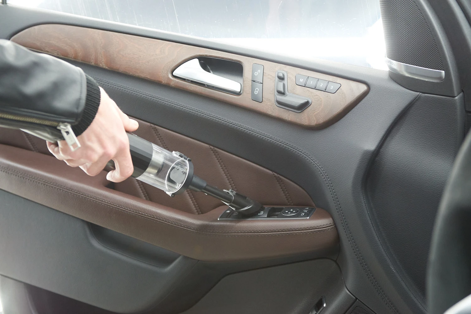 cordless handheld vacuum for Hyundai Santa Fe